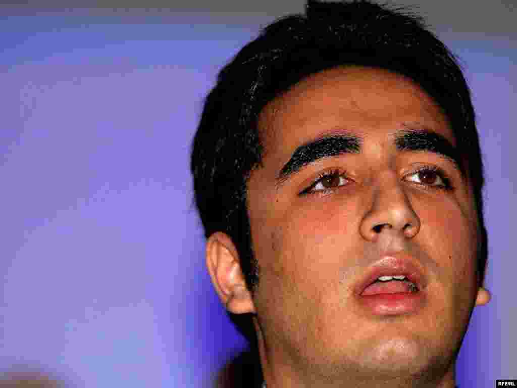 2008-ий у фотографіях, голосах і звуках #146