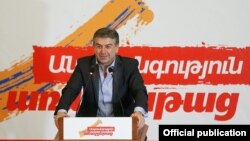 Armenia - Prime Minister Karen Karapetian speaks at an election campaign rally in Kotayk province, 29Mar2017.