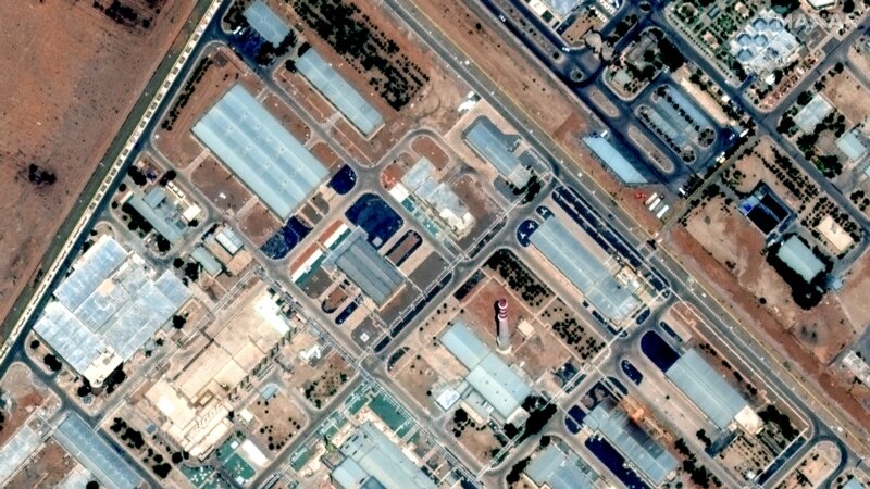 Israelul a atacat centrala nucleară de la Isfahan. Încă un comandant iranian de rang înalt, ucis. Iranul continuă discuțiile diplomatice