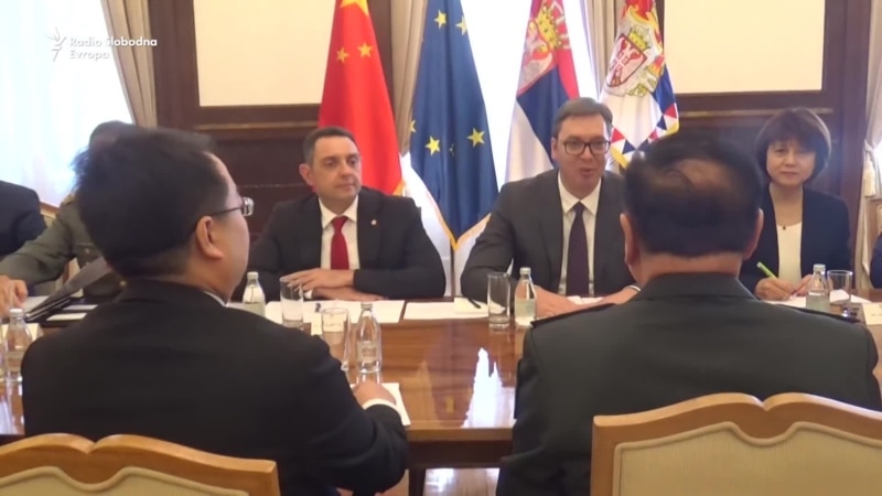 Vučić i Vulin u Beogradu sa delegacijom Centralne vojne komisije Kine