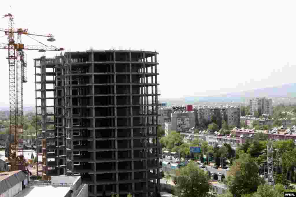 Бомпӯшиҳои рангини Душанбе #58