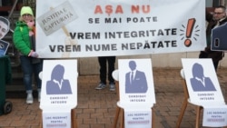 Flash mob organizat de comunitatea Declic în fața Ministerului Justiției din București, 6 februarie 2026. Inquam Photos / George Călin