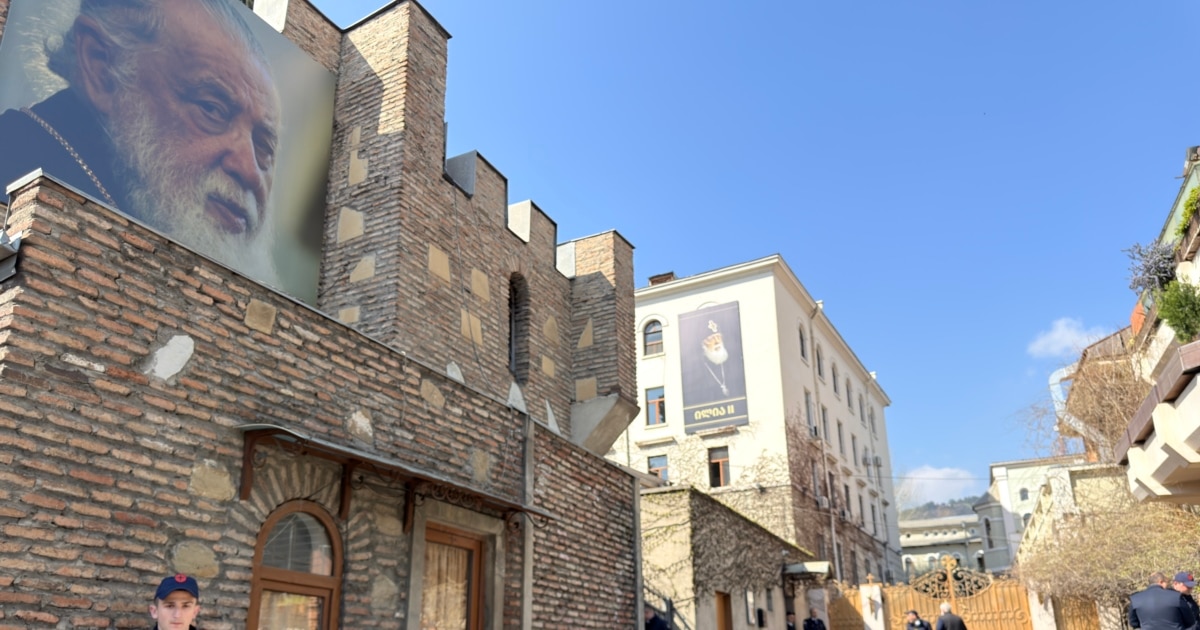 სინოდის სხდომა დასრულდა - ასაკობრივი ცენზი არ გადაწყვეტილა