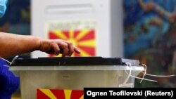 Vendvotim në Maqedoninë e Veriut gjatë zgjedhjeve parlamentare të vitit 2020. 