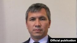 Акрам Мадумаров.