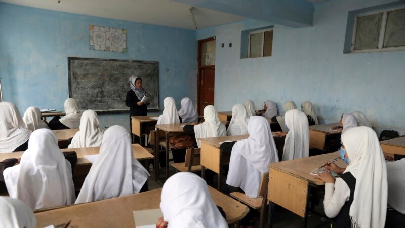 یونیسف: سه میلیون دختر از آموزش‌های متوسطه و لیسه در افغانستان باز مانده اند