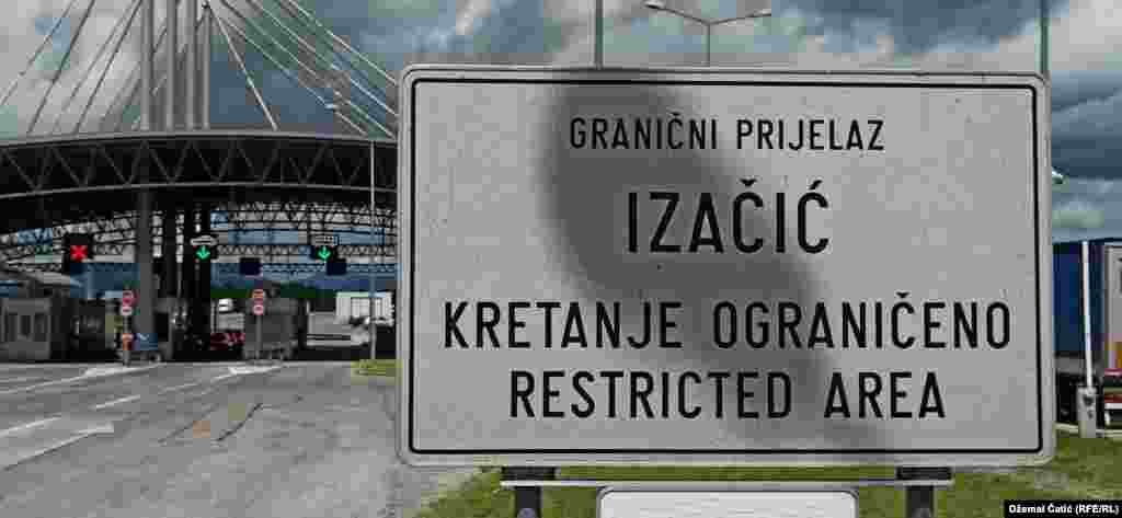 Granični prelaz Izačić, kod Bihaća, na sjeverozapadu Bosne i Hercegovine