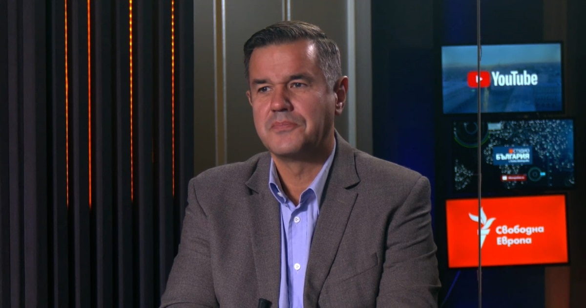 Милиарди за превъоръжаване и битка за контрол върху разпределението им.