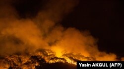 Meštani i turisti beže pred masovnim požarima u Turskoj