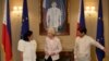 Az Európai Bizottság elnöke Ferdinand Marcos Jr. Fülöp-szigeteki elnökkel és feleségével a Malacañang-palotában, Manilában 2023. július 31-én