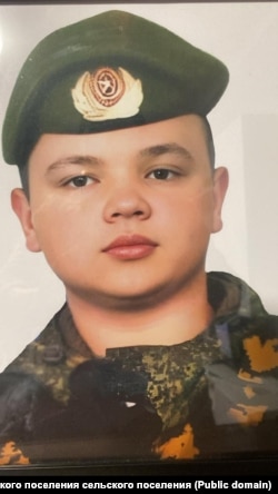 Артур Бухаров