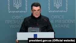 За словами Олексія Данілова, запроваджені заходи не позначаться «радикально» на повсякденному житті