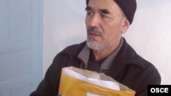 Azimjan Askarov in prison in Bishkek in 2011.