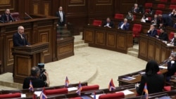 Հայ-ռուսական կոնֆլիկտ հրահրելու մեղադրանքից մինչև 900 դրամով՝ Լառնակա. Փաշինյանը՝ ԱԺ-ում