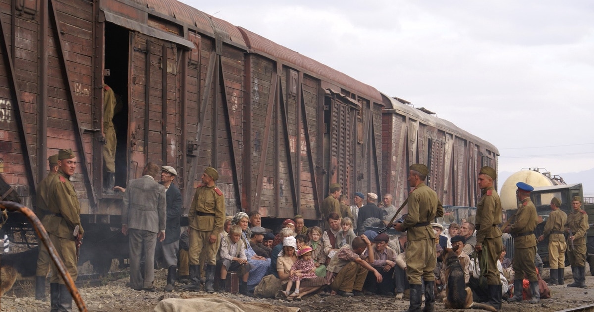 Екатерина Вуличенко порно Ауылдың кемпірмен жыныстық қатынасқа түсуін көріңіз
