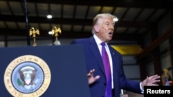 Дональд Трамп кілька разів заявляв про запровадження суттєвих мит на товари з інших країн після вступу на посаду в січні 2025 року