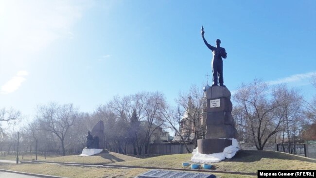 Памятник погибшим шахтерам