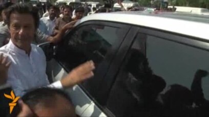 Imran Khan Leads Pakistan Anti-Drone March