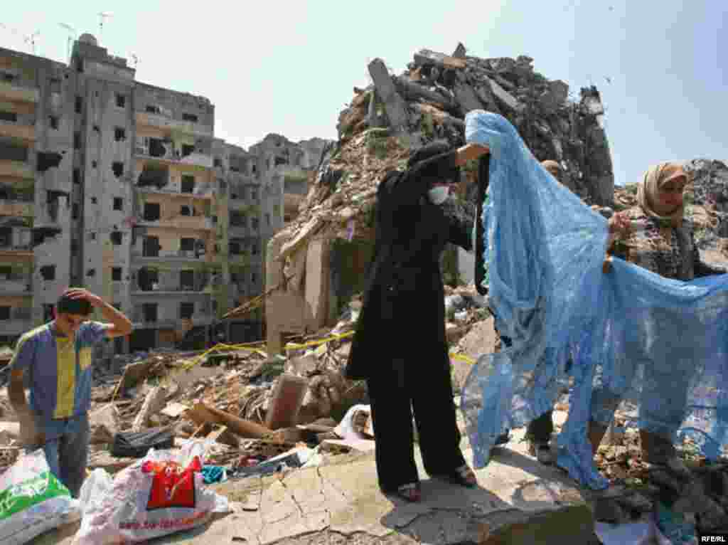 Lebanon,Beirut after Israel attack in july 2006, undated