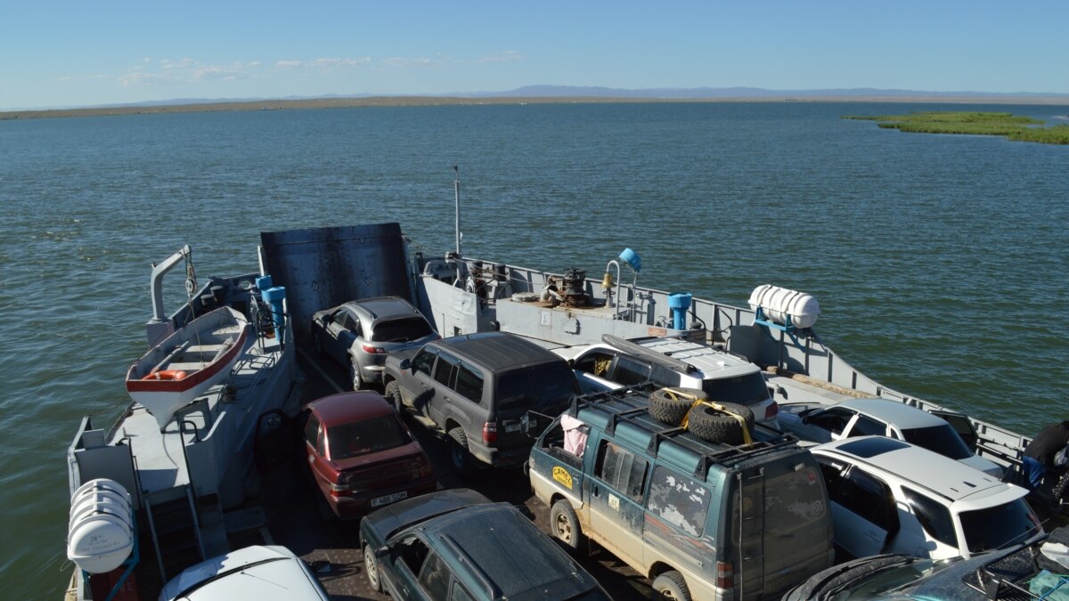 Ежегодно тонут десятки машин». Пересекая Бухтарминское водохранилище