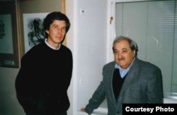 Виктор Гоппе и Генрих Сапгир. 1999 год