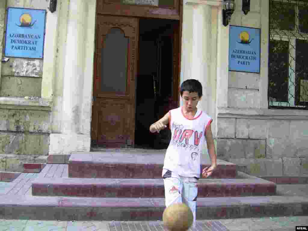 "Siyasət şəkilləri" #16