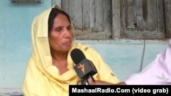 قمرو جانه د مشال راډيو سره د ۲۰۱۵ کال د جون پر ۲۴مې د مرکې په مهال 