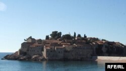 Ilustrativna fotografija: Sveti Stefan, Foto: Savo Prelević