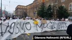 Peti dan protesta u Sarajevu nakon nesreće 12. februara kada je tramvaj iskočio iz šina i srušio stajalište, pri čemu je poginuo 23-godišnji Erdoan Morankić, a više osoba je ozlijeđeno.