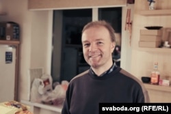Алесь Чумакоў у віленскім шэлтэры пасьля вызваленьня