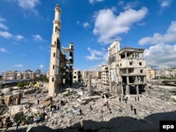 Последствия удара ВВС Израиля по южному ливанскому городу Сидон и комплексу мечети "Фатима аль-Захра". 8 апреля 2026 года