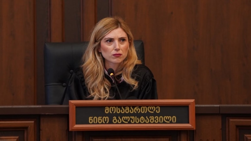 მოსამართლე გალუსტაშვილმა პატიმრობაში დატოვა 11 დაკავებული დემონსტრანტი