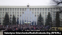 Ілюстраційне фото. В мітингу 10 травня, за повідомленнями, намагалися взяти участь близько сотні осіб