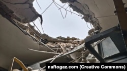 Urmările unui atac rusesc asupra unei instalații a companiei ucrainene Naftohaz, pe 3 decembrie 2025.