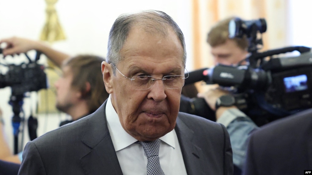 Аналітики звернули увагу на заяви міністра закордонних справ Росії Сергія Лаврова, який «використав інтерв’ю російському державному ЗМІ Russia Today (RT) 4 лютого, щоб знову відхилити західні гарантії безпеки для України»