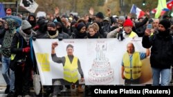 Акция протеста «желтых жилетов» в Париже, сентябрь 2019 года.