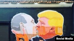 Putin cu Trump, graffiti în Lituania 