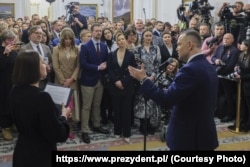 Прэзыдэнт Польшчы Караль Наўроцкі правёў сустрэчу зь беларусамі. Варшава, 13 студзеня 2025