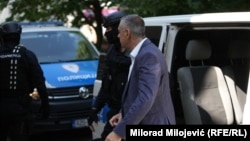 Milan Miličević, predsednik opozicione Srpske demokratske stranke (SDS) u Republici Srpskoj, priveden u Tužilaštvo, Banja Luka, 10. jun 2025. godine.
