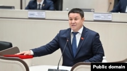 Талант Мамытов.