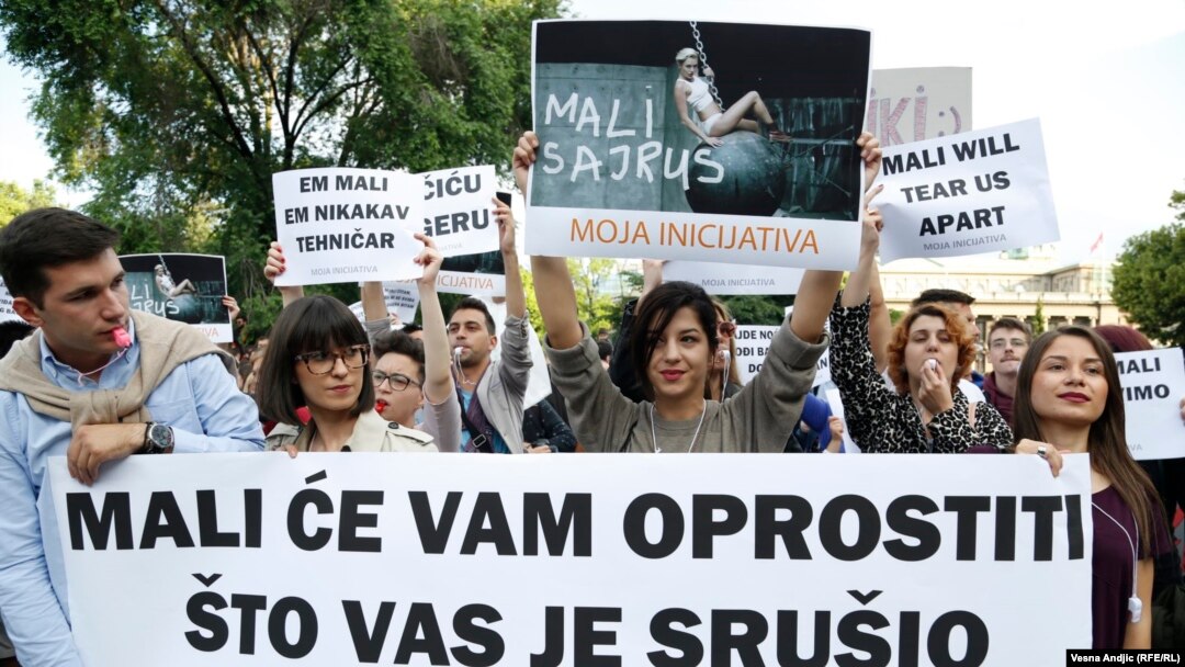 Sa protesta zbog rušenja u Savamali, ilustracija 