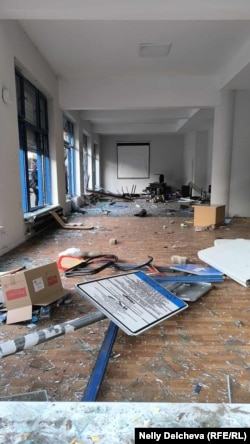 Вандализираният от агитки офис на ГЕРБ