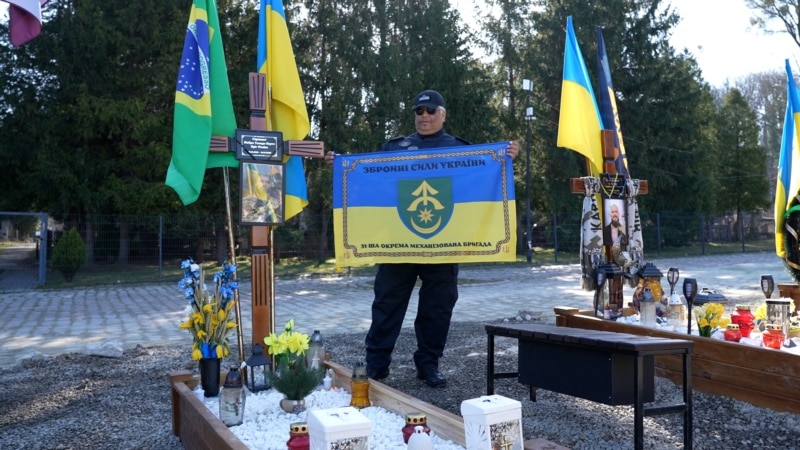 «Краще померти стоячи, ніж жити на колінах»: батько добровольця з Бразилії про сина «Рекса» та його вибір воювати за Україну