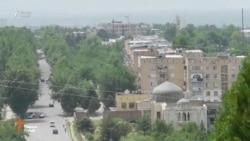 Дар Кӯлоб як зан-афсари милиса лату кӯб шудааст