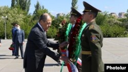 Armenia - Russian Foreign Minister Sergei Lavrov lays a wreath at the Armenian genocide memorial in Yerevan, May 6, 2021.