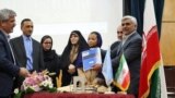 وزیران آموزش و پرورش، و علوم، به همراه معاون امور زنان ریاست‌جمهوری در مراسم رونمایی از طرح آموزشی یونسکو ۲۰۳۰.