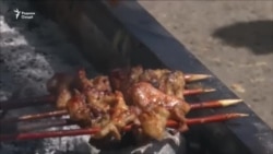 900 кило шашликро 600 кас хӯрд