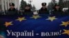 Україна не «ляже» під Росію, бо «лягати» немає під кого – політолог