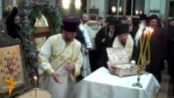 Манахі з Афону прывезьлі ў Менск «Дары Трох Каралёў»