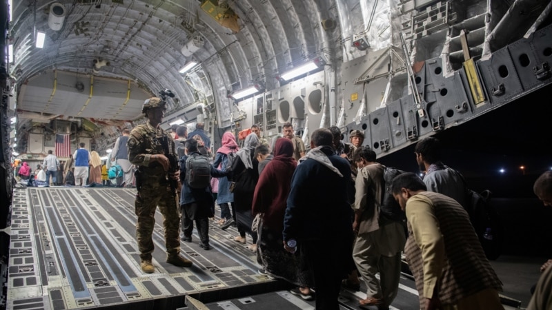 SHBA-ja do të pranojë edhe të paktën 50 mijë afganë të evakuuar 